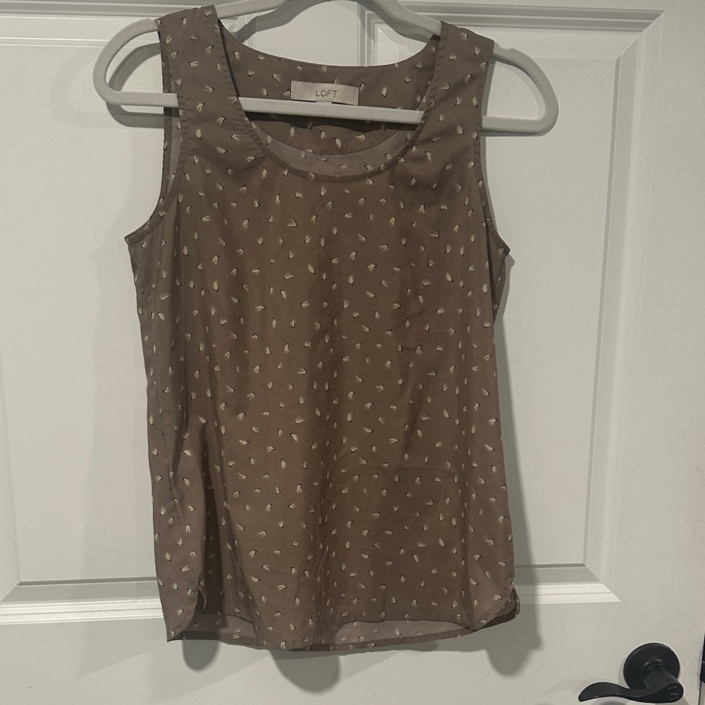 LOFT Taupe Sleeveless Blouse with Pattern